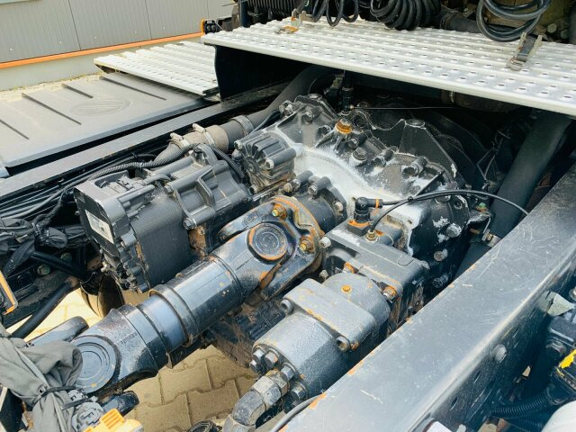 MAN TGS 18.510 4x4 SZM - Kipphyd. Blatt Luft Pritard - Tractor head: gambar 3 MAN TGS 18.510 4x4 SZM - Kipphyd. Blatt Luft Pritard - Tractor head: gambar 3