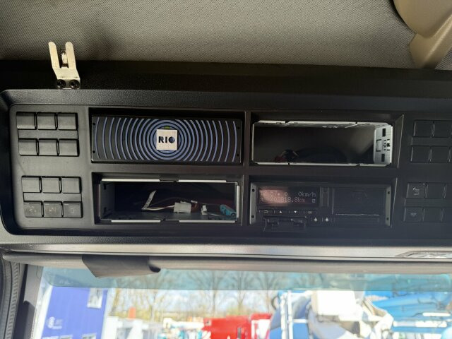 MAN TGS 18.510 4x4 SZM - Kipphyd. Blatt Luft Pritard - Tractor head: gambar 4 MAN TGS 18.510 4x4 SZM - Kipphyd. Blatt Luft Pritard - Tractor head: gambar 4