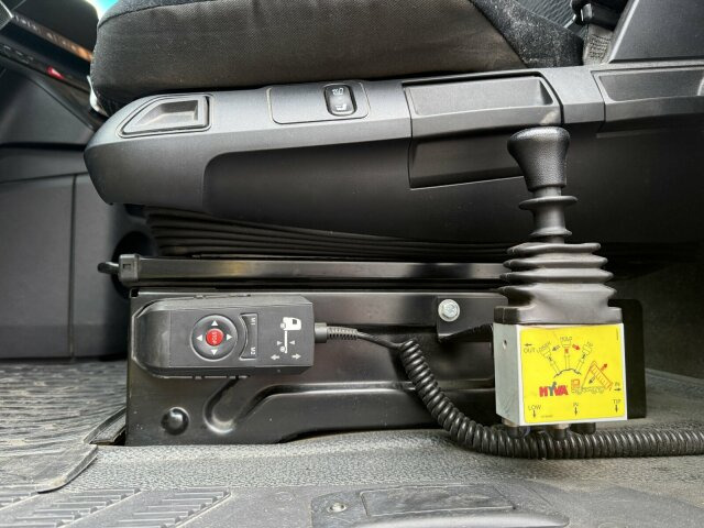 Mercedes-Benz ACTROS 1846 4x4 HAD Eur 6 Kipphydraulik Retarder - Tractor head: gambar 4 Mercedes-Benz ACTROS 1846 4x4 HAD Eur 6 Kipphydraulik Retarder - Tractor head: gambar 4