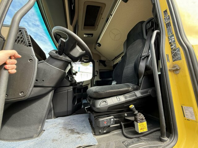 Mercedes-Benz ACTROS 1846 4x4 HAD Eur 6 Kipphydraulik Retarder - Tractor head: gambar 3 Mercedes-Benz ACTROS 1846 4x4 HAD Eur 6 Kipphydraulik Retarder - Tractor head: gambar 3