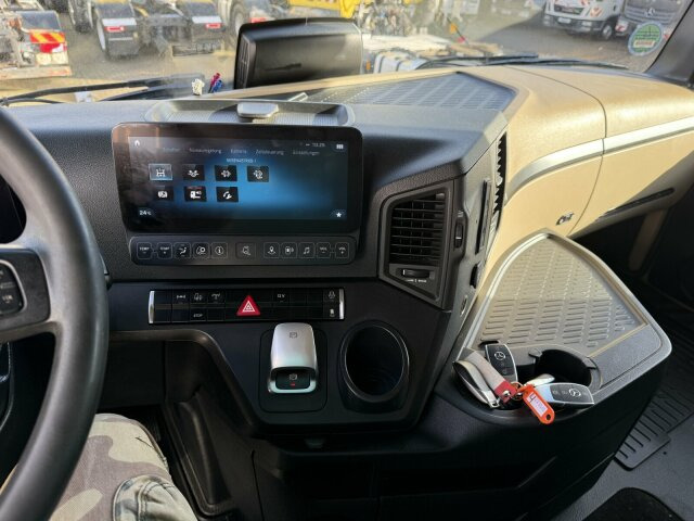 Mercedes-Benz ACTROS 1846 4x4 HAD Euro 6 Kipphydraulik - Tractor head: gambar 3 Mercedes-Benz ACTROS 1846 4x4 HAD Euro 6 Kipphydraulik - Tractor head: gambar 3