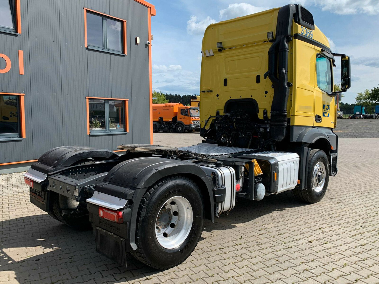 Mercedes-Benz AROCS 1846 4x4 HAD Euro 6 Kipphydraulik - Tractor head: gambar 3 Mercedes-Benz AROCS 1846 4x4 HAD Euro 6 Kipphydraulik - Tractor head: gambar 3