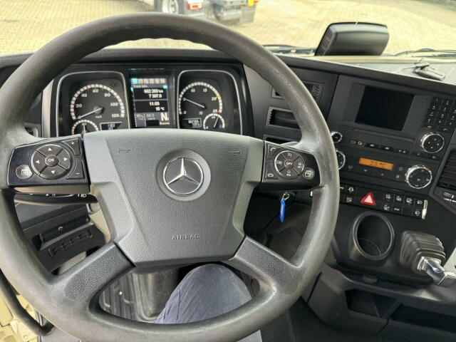 Mercedes-Benz Actros 1840 4x2 SZM Mega *Retarder - Tractor head: gambar 5 Mercedes-Benz Actros 1840 4x2 SZM Mega *Retarder - Tractor head: gambar 5