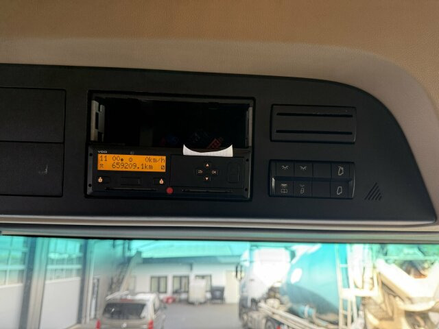 Mercedes-Benz Actros 1845 SZM 4x2 Retarder Kipph. - Tractor head: gambar 3 Mercedes-Benz Actros 1845 SZM 4x2 Retarder Kipph. - Tractor head: gambar 3