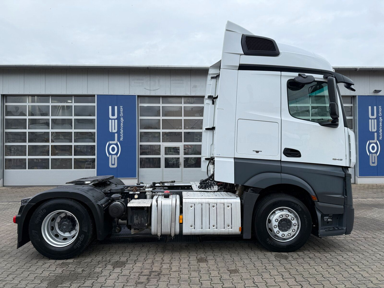 Mercedes-Benz Actros 1845 SZM 4x2 Retarder Kipphydraulik - Tractor head: gambar 2 Mercedes-Benz Actros 1845 SZM 4x2 Retarder Kipphydraulik - Tractor head: gambar 2