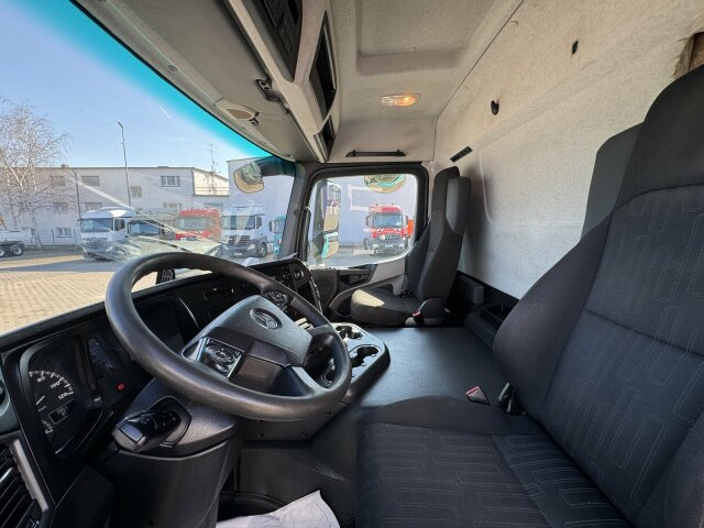 Mercedes-Benz Antos 2136 4x2 SZM Retarder Kipphyd. - Tractor head: gambar 3 Mercedes-Benz Antos 2136 4x2 SZM Retarder Kipphyd. - Tractor head: gambar 3
