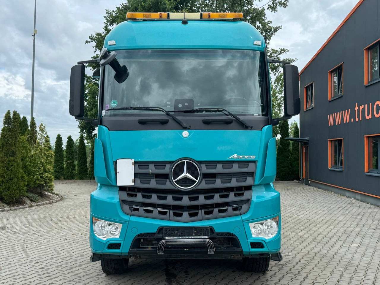 Mercedes-Benz Arocs 2142 4x4H SZM Euro 6 Kipphydraulik - Tractor head: gambar 3 Mercedes-Benz Arocs 2142 4x4H SZM Euro 6 Kipphydraulik - Tractor head: gambar 3