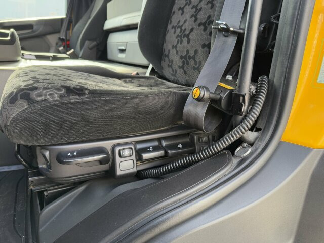 Scania G450 4x2 Euro 6 SZM Kipphydraulik Blatt/ Luft - Tractor head: gambar 5 Scania G450 4x2 Euro 6 SZM Kipphydraulik Blatt/ Luft - Tractor head: gambar 5