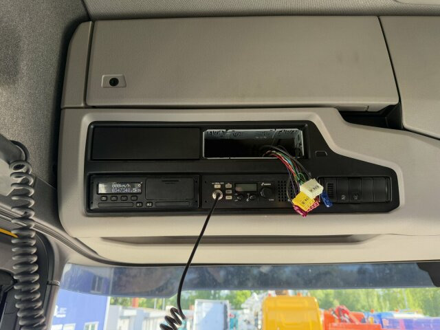 Scania G450 XT 4x4 Euro 6 SZM Kipphydraulik Blatt/ Luft - Tractor head: gambar 4 Scania G450 XT 4x4 Euro 6 SZM Kipphydraulik Blatt/ Luft - Tractor head: gambar 4