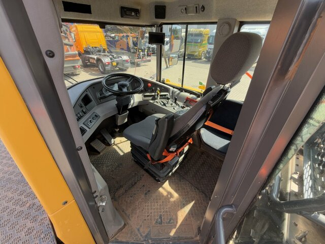 Volvo A25G Dumper 10.066 h Baujahr 2021 - Tempat sampah artikulasi: gambar 5 Volvo A25G Dumper 10.066 h Baujahr 2021 - Tempat sampah artikulasi: gambar 5