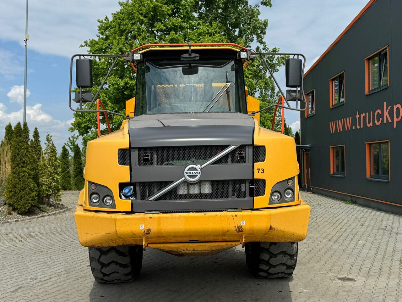 Volvo A25G Dumper 22,5 Ton 11.361 Stunden - Truk jungkit: gambar 3 Volvo A25G Dumper 22,5 Ton 11.361 Stunden - Truk jungkit: gambar 3