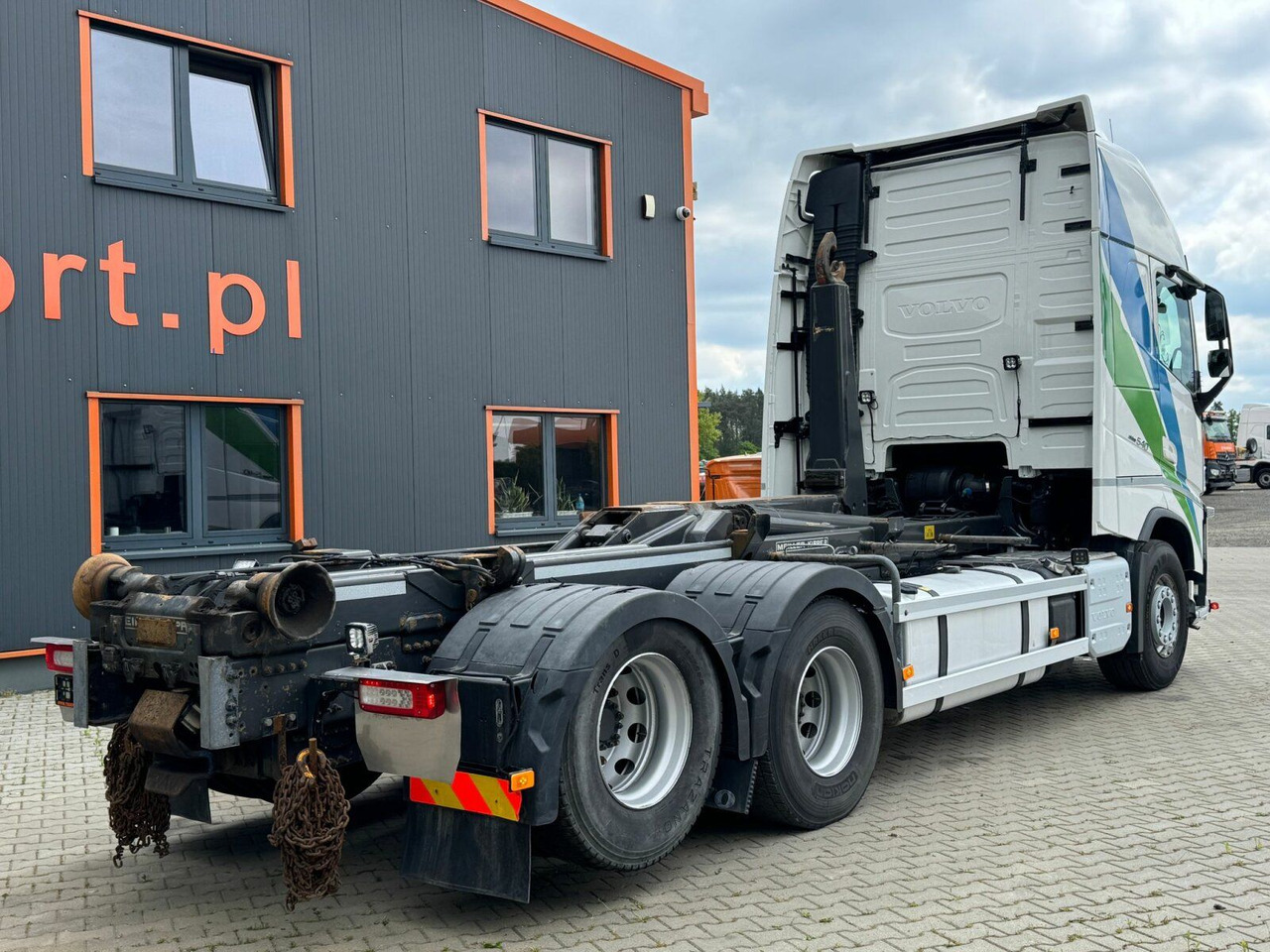 Volvo FH 540 6x2 Abrollkipper MEILLER RK 26.67 - Hook lift: gambar 5 Volvo FH 540 6x2 Abrollkipper MEILLER RK 26.67 - Hook lift: gambar 5