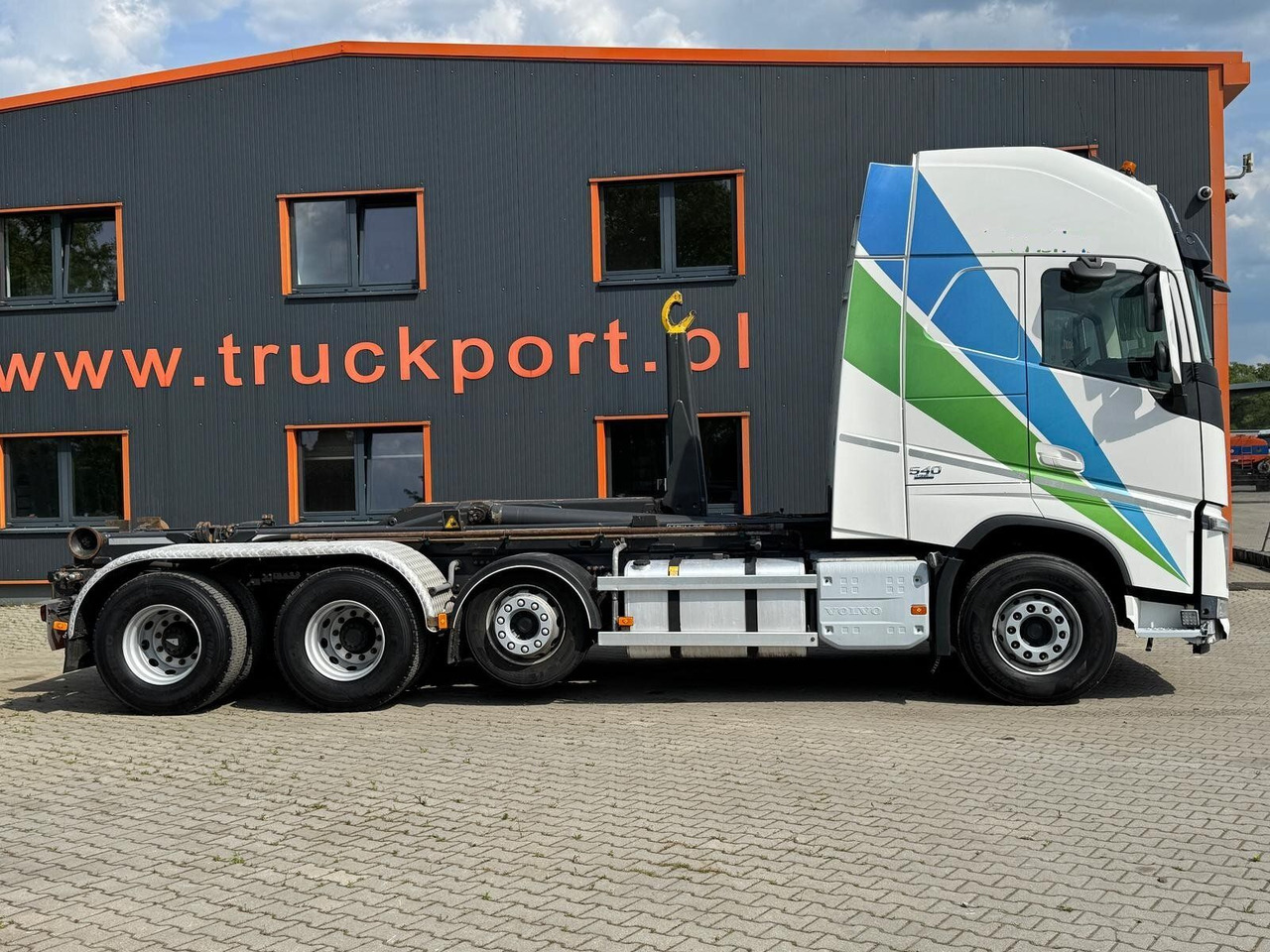 Volvo FH 540 8x4 Abrollkipper MEILLER RK 26.67 - Hook lift: gambar 4 Volvo FH 540 8x4 Abrollkipper MEILLER RK 26.67 - Hook lift: gambar 4