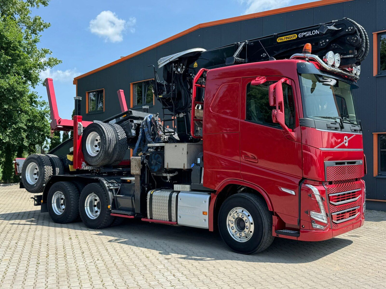 Volvo FH 550 6x4 Holztransporter Lang mit Kran Euro 6E - Truk logging, Truk derek: gambar 1 Volvo FH 550 6x4 Holztransporter Lang mit Kran Euro 6E - Truk logging, Truk derek: gambar 1