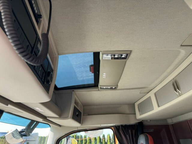 Volvo FH16 750 8X4 Holztransport Alukar TOP! - Truk logging: gambar 4 Volvo FH16 750 8X4 Holztransport Alukar TOP! - Truk logging: gambar 4