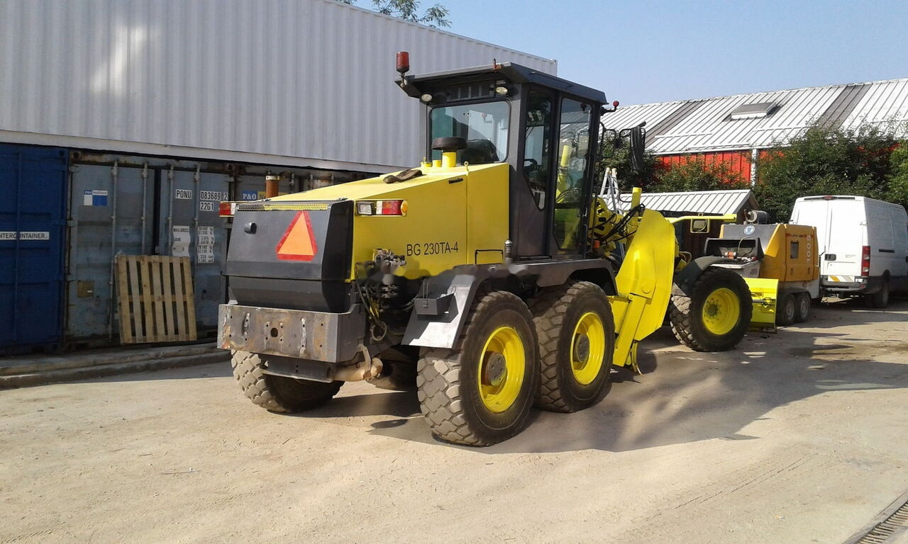 HBM-Nobas HBM 230 - Grader: gambar 1 HBM-Nobas HBM 230 - Grader: gambar 1