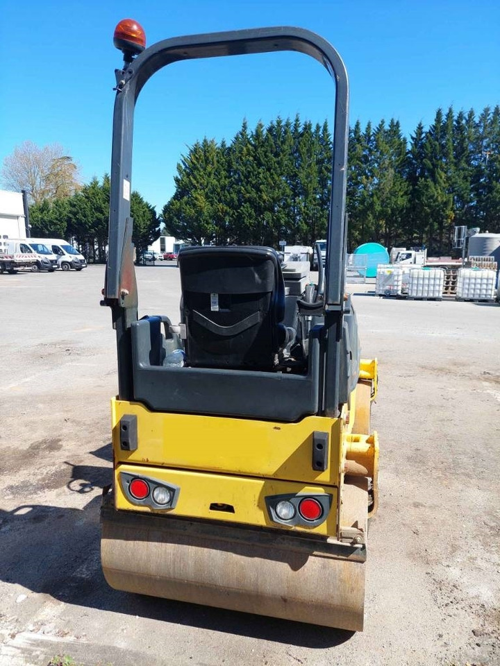 Bomag BW 120 AD-5 - Roller jalan: gambar 3 Bomag BW 120 AD-5 - Roller jalan: gambar 3
