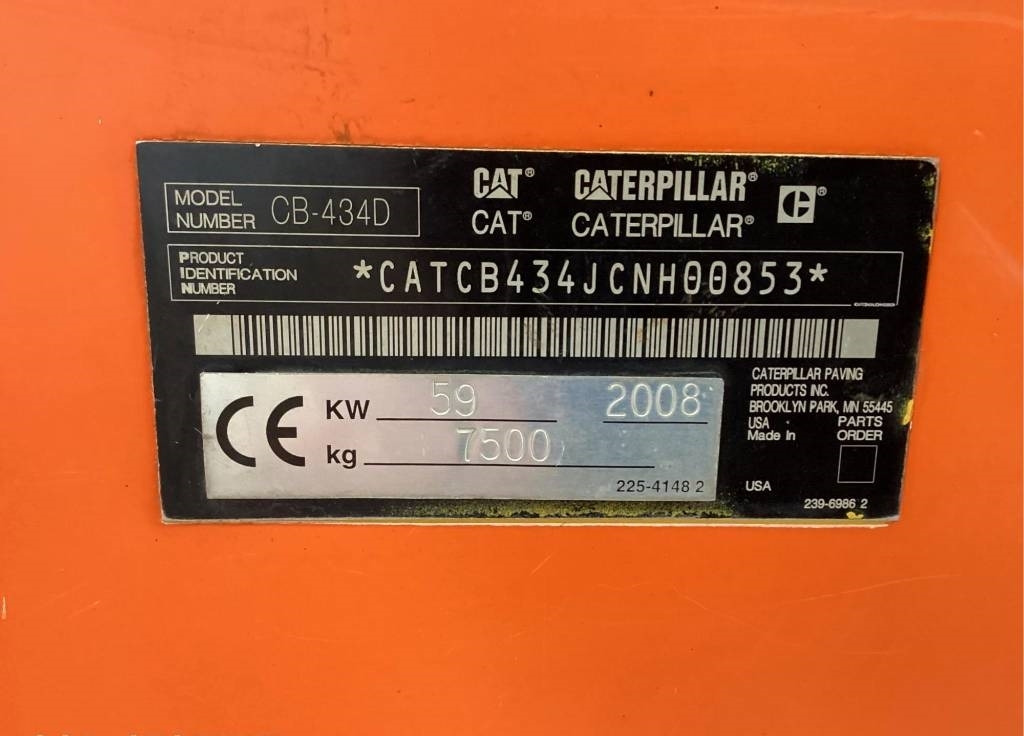 CAT CB 434 D - Roller jalan: gambar 4 CAT CB 434 D - Roller jalan: gambar 4