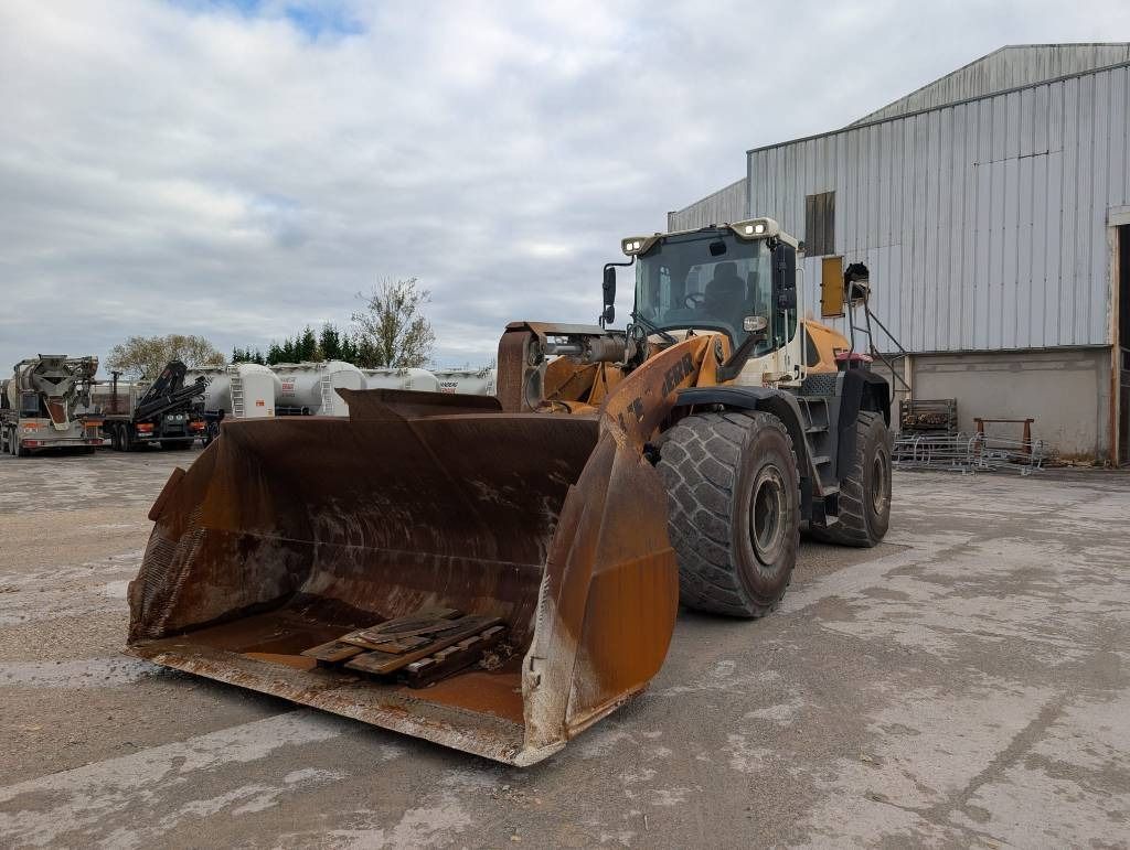 Liebherr L 580 - Wheel loader: gambar 3 Liebherr L 580 - Wheel loader: gambar 3