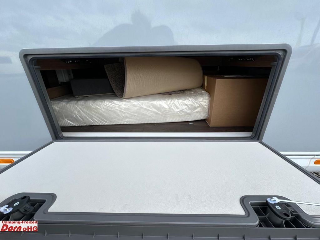 Knaus Azur 460 EU ehem. Messefahrzeug Knaus Azur 460 EU ehem. Messefahrzeug - Karavan: gambar 5 Knaus Azur 460 EU ehem. Messefahrzeug Knaus Azur 460 EU ehem. Messefahrzeug - Karavan: gambar 5