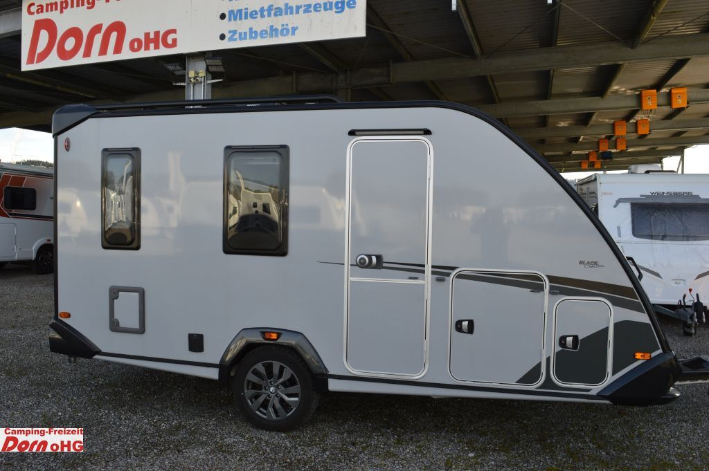 Knaus Sport&Fun 480 QL Black Selection Dachklima - Karavan: gambar 1 Knaus Sport&Fun 480 QL Black Selection Dachklima - Karavan: gambar 1