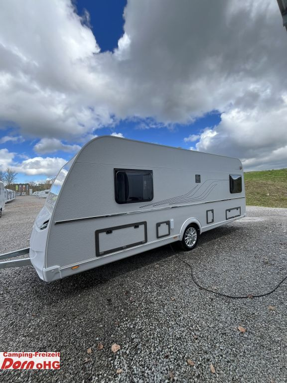Tabbert Senara 550 E 2,3 Elektrische Fußbodenerwärmung Tabbert Senara 550 E 2,3 Elektrische Fußbodenerwärmung - Karavan: gambar 4 Tabbert Senara 550 E 2,3 Elektrische Fußbodenerwärmung Tabbert Senara 550 E 2,3 Elektrische Fußbodenerwärmung - Karavan: gambar 4