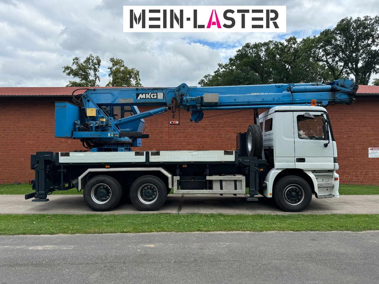 Mercedes-Benz 3335 V6 MKG 550 Ta2-a2 -46m 420 kg Funk - Truk derek: gambar 5 Mercedes-Benz 3335 V6 MKG 550 Ta2-a2 -46m 420 kg Funk - Truk derek: gambar 5