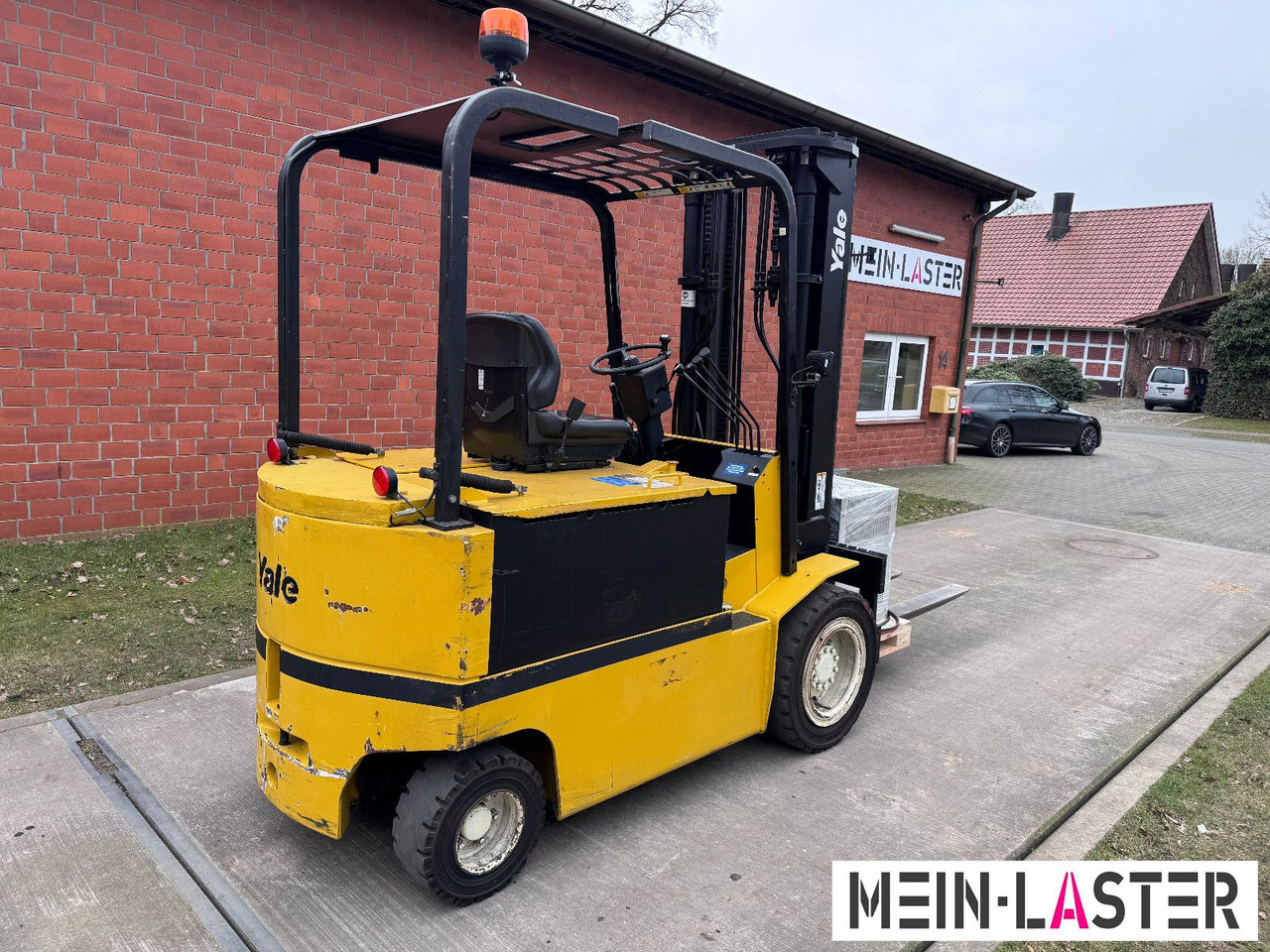 Yale ERP 40 AKE 4.000 kg - 3,6 m Zusatzhydraulik 1.Hd - Forklift listrik: gambar 4 Yale ERP 40 AKE 4.000 kg - 3,6 m Zusatzhydraulik 1.Hd - Forklift listrik: gambar 4