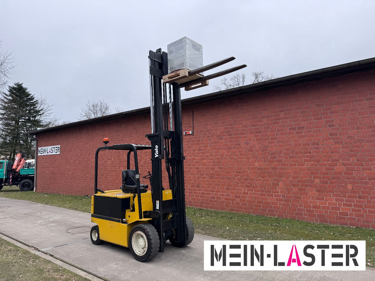 Yale ERP 40 AKE 4.000 kg - 3,6 m Zusatzhydraulik 1.Hd - Forklift listrik: gambar 3 Yale ERP 40 AKE 4.000 kg - 3,6 m Zusatzhydraulik 1.Hd - Forklift listrik: gambar 3