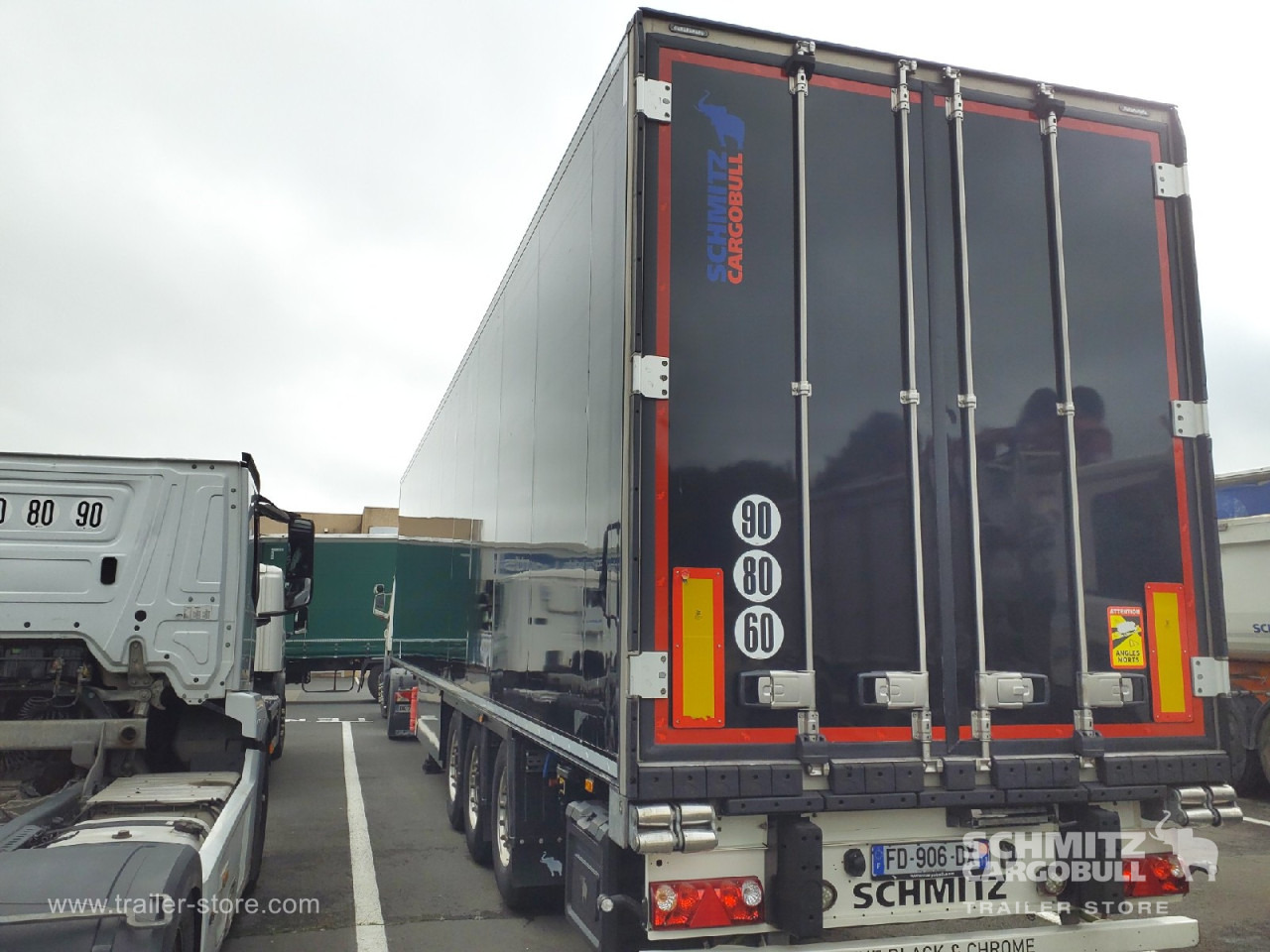 SCHMITZ Reefer Standard - Semi-trailer isotermal: gambar 2 SCHMITZ Reefer Standard - Semi-trailer isotermal: gambar 2