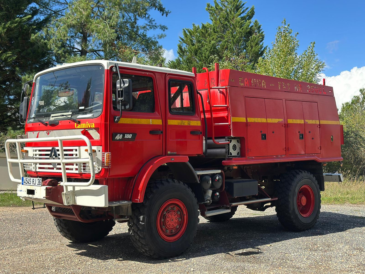 RENAULT M180 - Truk pemadam kebakaran: gambar 3 RENAULT M180 - Truk pemadam kebakaran: gambar 3