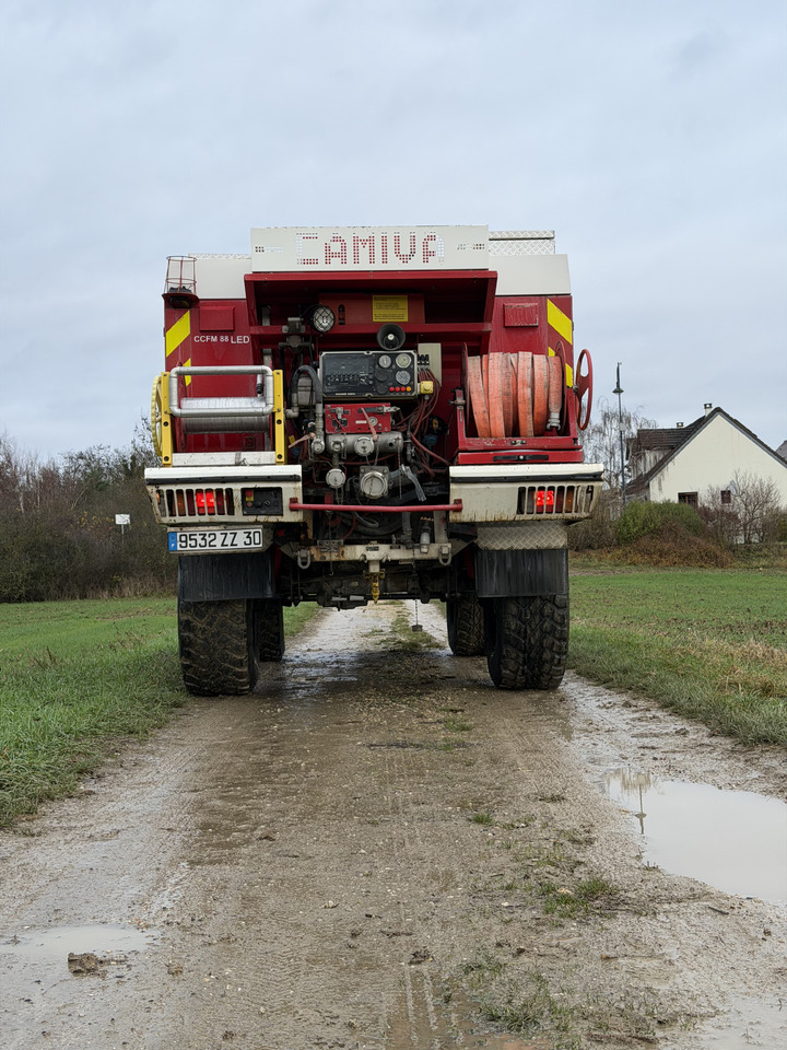 DE POMPIER MERCEDES-BENZ U5000 4X4 UNIMOG - Truk: gambar 5 DE POMPIER MERCEDES-BENZ U5000 4X4 UNIMOG - Truk: gambar 5