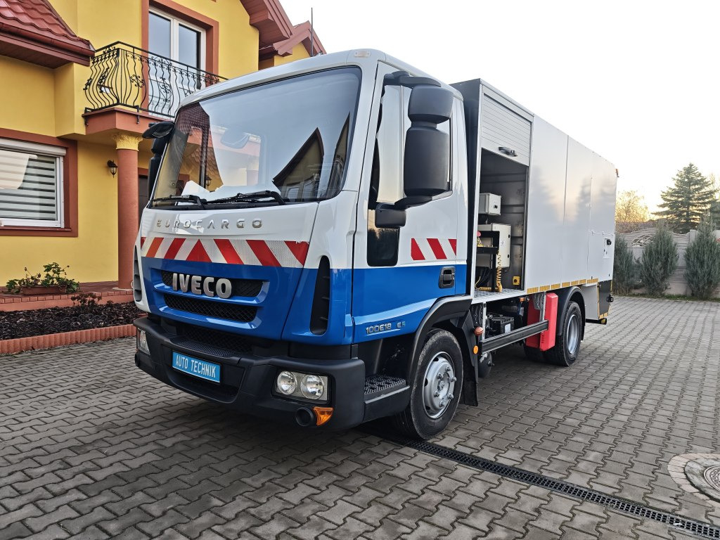 IVECO Eurocargo + IRIDE BIN WASHER CLEANER RHodέla Containerreiniger - Truk sampah: gambar 1 IVECO Eurocargo + IRIDE BIN WASHER CLEANER RHodέla Containerreiniger - Truk sampah: gambar 1