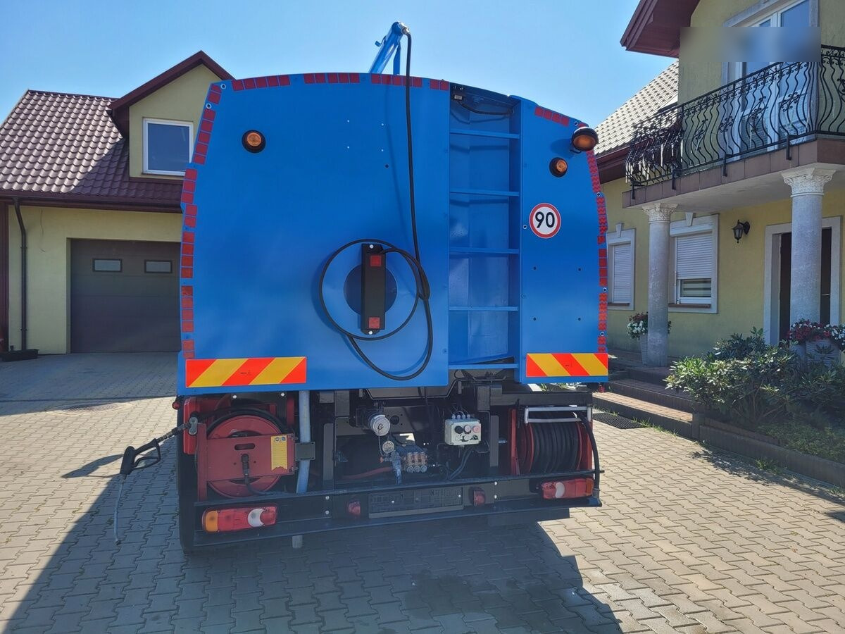 Renault Midlum WATER STREET CLEANER Sprinkler - Kendaraan Kota/ Khusus: gambar 4 Renault Midlum WATER STREET CLEANER Sprinkler - Kendaraan Kota/ Khusus: gambar 4