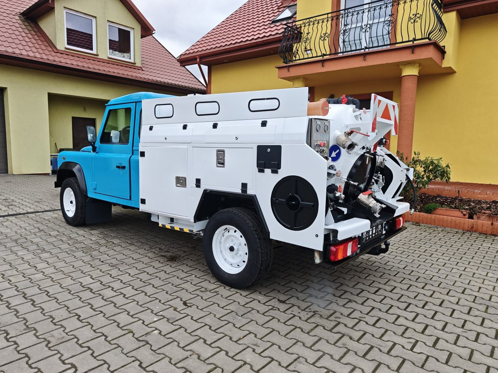 Land Rover Defender VAACUM truck canalisation cleaner - Truk vakum: gambar 4 Land Rover Defender VAACUM truck canalisation cleaner - Truk vakum: gambar 4