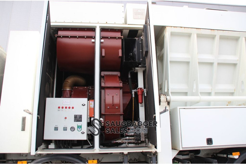 Mercedes-Benz Actros 4141 RSP 2014 Saugbagger 8x8 - Truk vakum: gambar 5 Mercedes-Benz Actros 4141 RSP 2014 Saugbagger 8x8 - Truk vakum: gambar 5