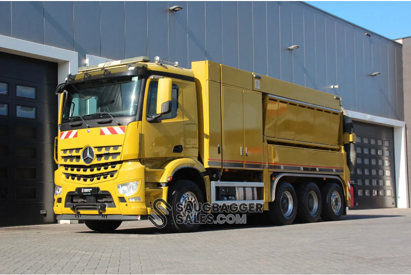 Mercedes-Benz RSP ESE 6 RD 8000 Suction Excavator - Truk vakum: gambar 2 Mercedes-Benz RSP ESE 6 RD 8000 Suction Excavator - Truk vakum: gambar 2