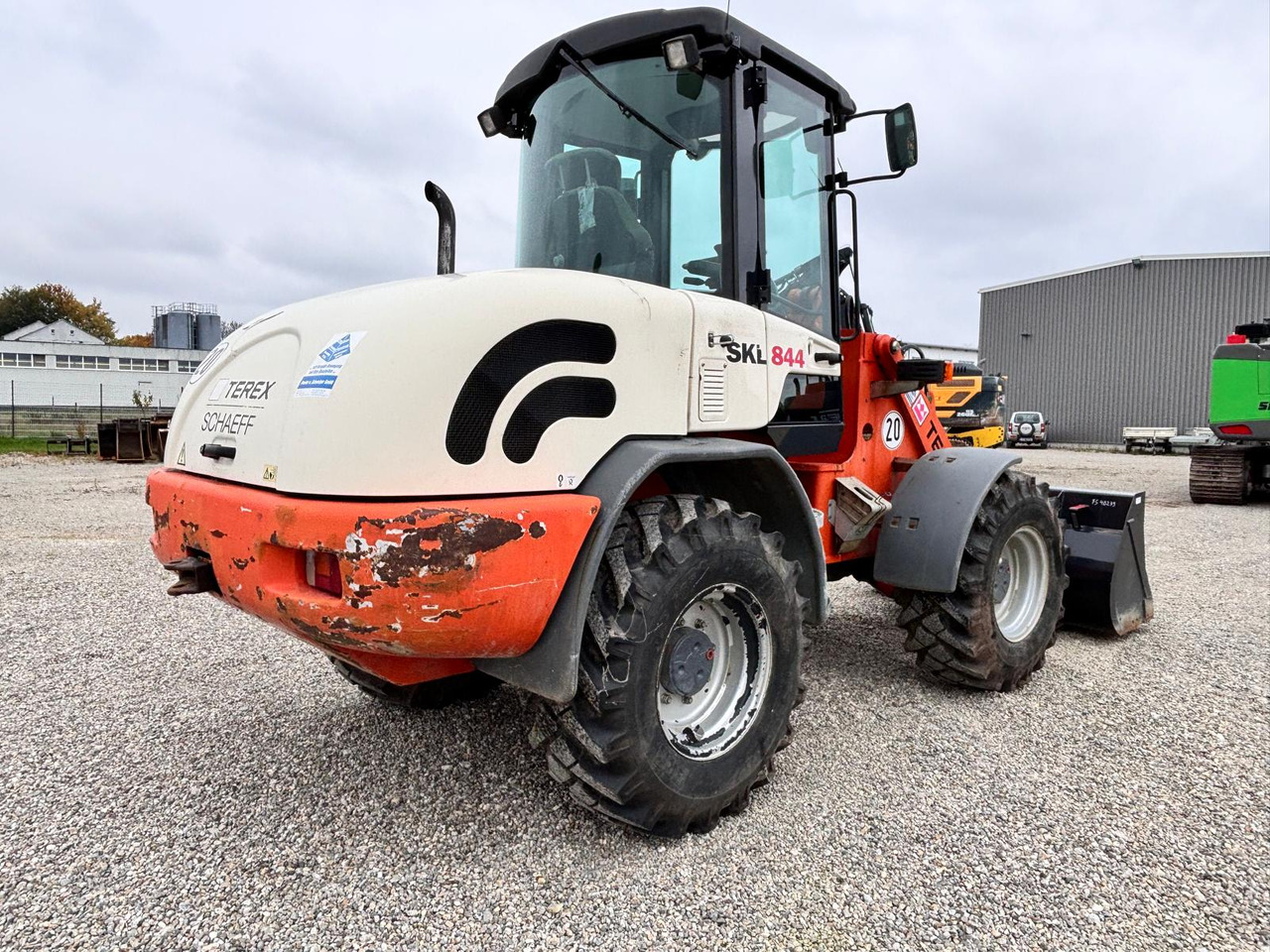 TEREX TL 100 - Wheel loader: gambar 3 TEREX TL 100 - Wheel loader: gambar 3