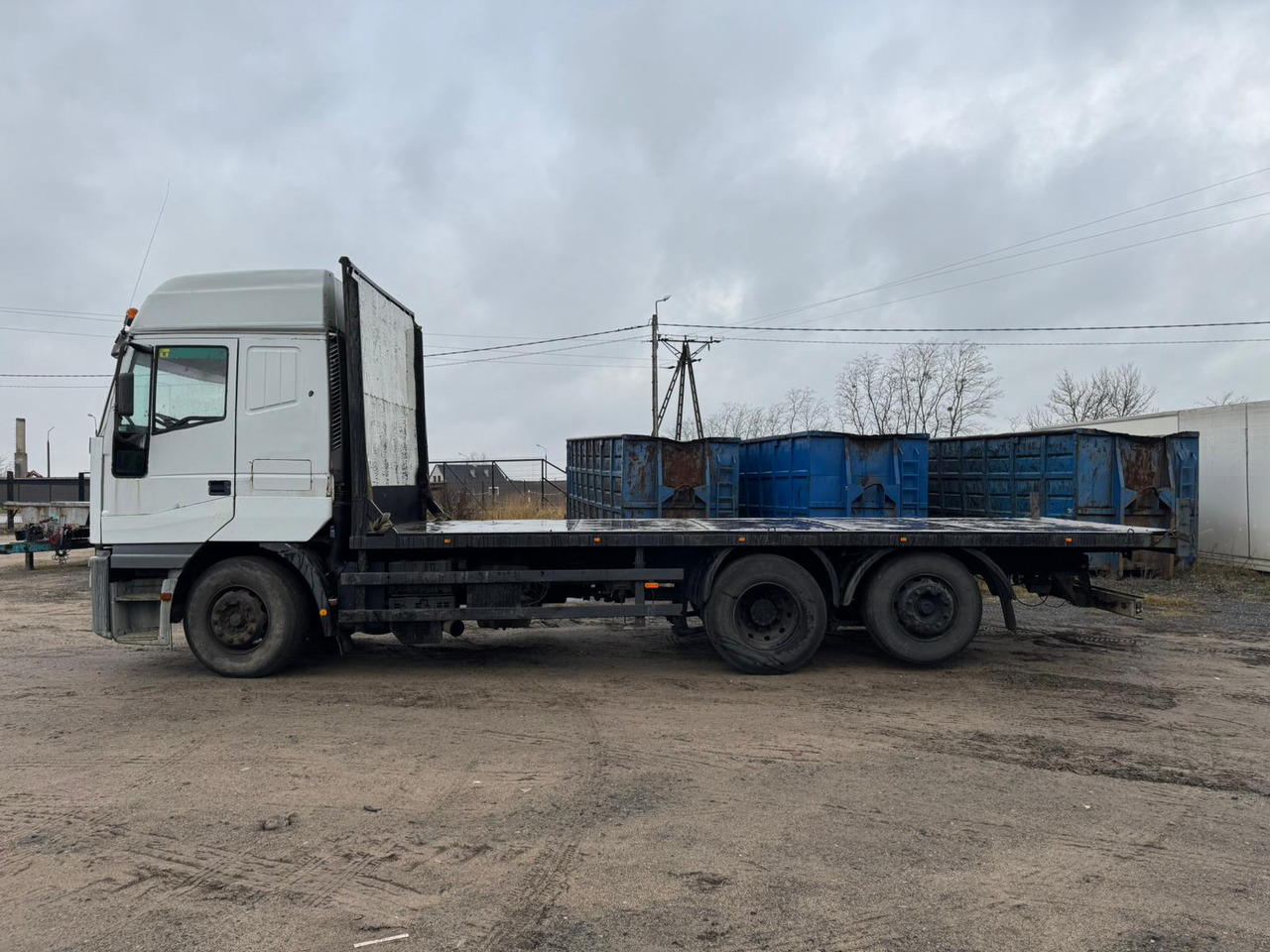 IVECO Eurostar 380 - Truk flatbed: gambar 4 IVECO Eurostar 380 - Truk flatbed: gambar 4