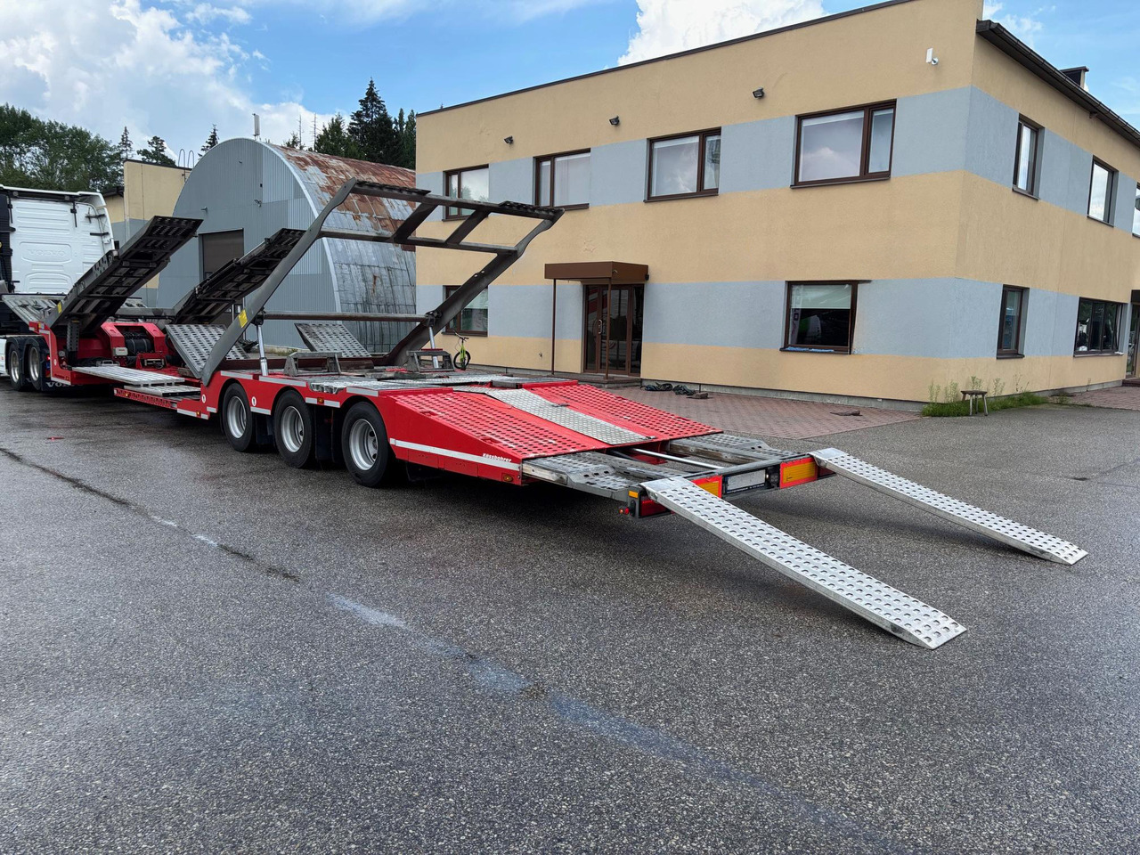 KÄSSBOHRER - Semi-trailer autotransporter: gambar 2 KÄSSBOHRER - Semi-trailer autotransporter: gambar 2