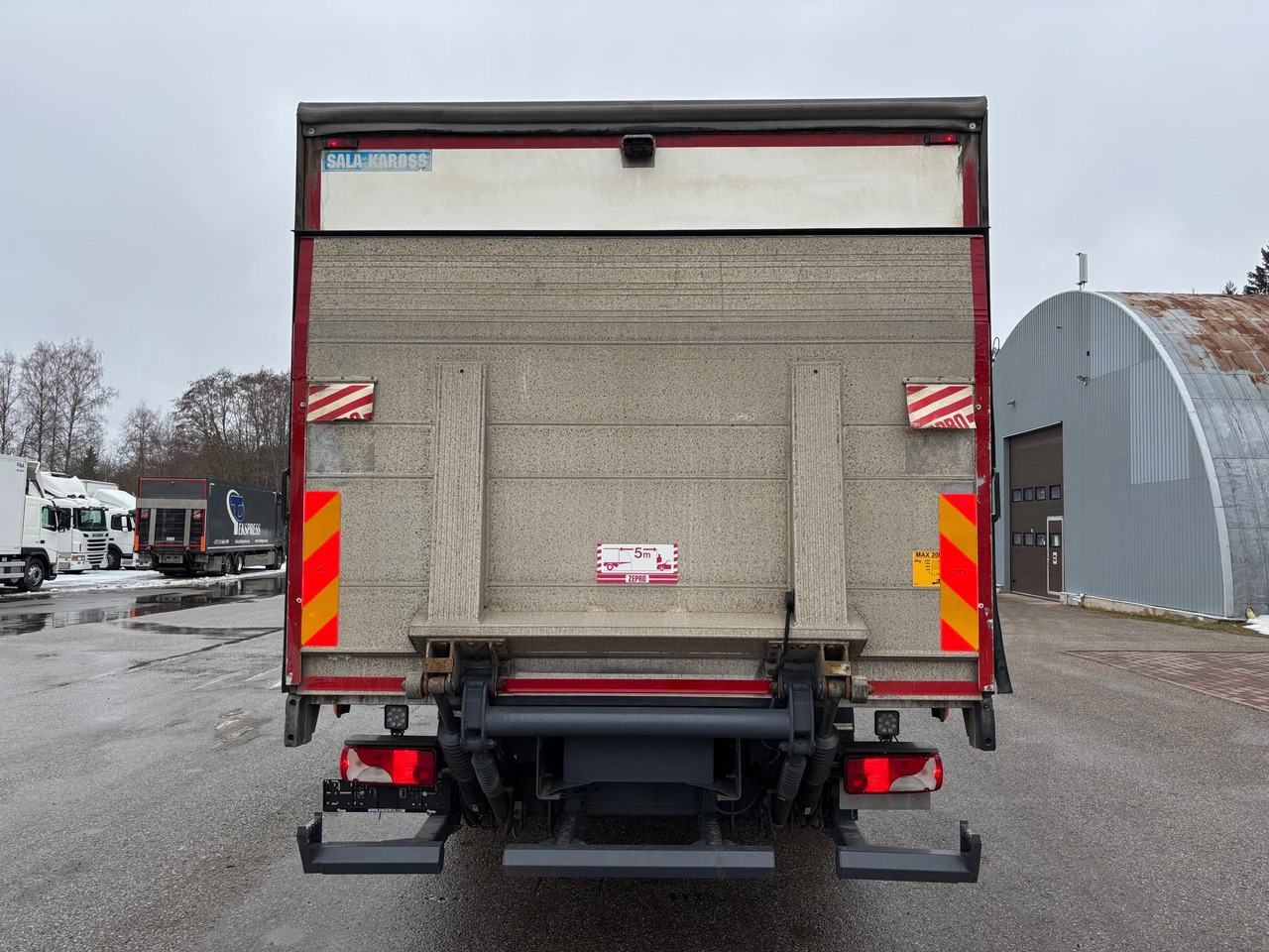 SCANIA P230 - Truk berpendingin: gambar 5 SCANIA P230 - Truk berpendingin: gambar 5