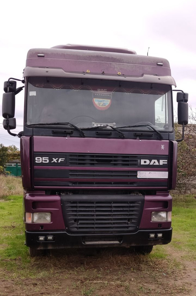 DAF 95XF380 - Tractor head: gambar 2 DAF 95XF380 - Tractor head: gambar 2