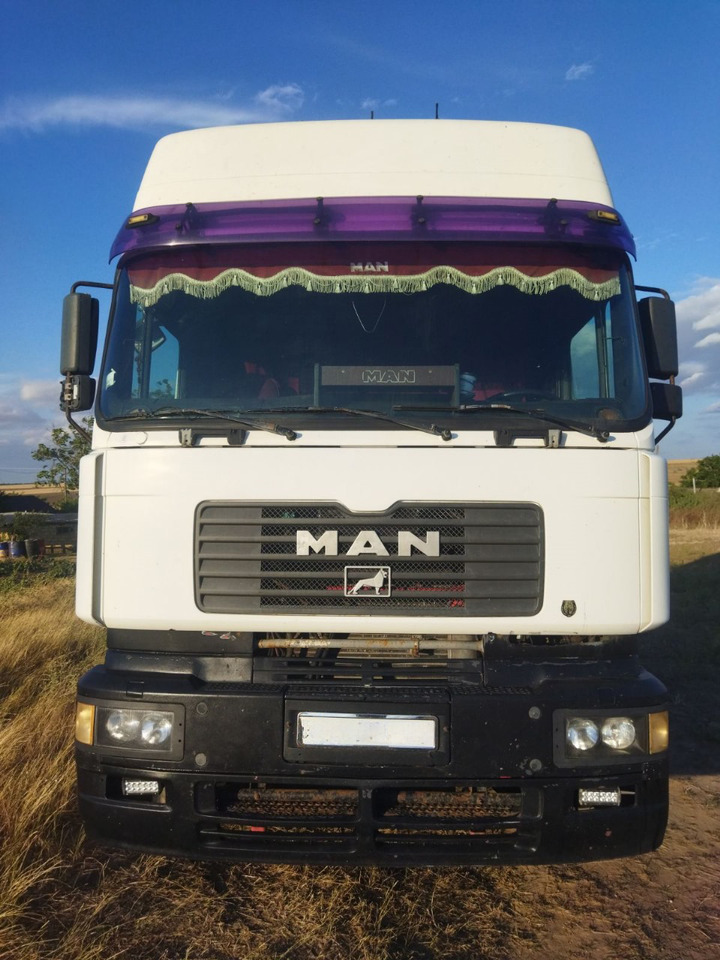 MAN 26.414 - Tractor head: gambar 2 MAN 26.414 - Tractor head: gambar 2