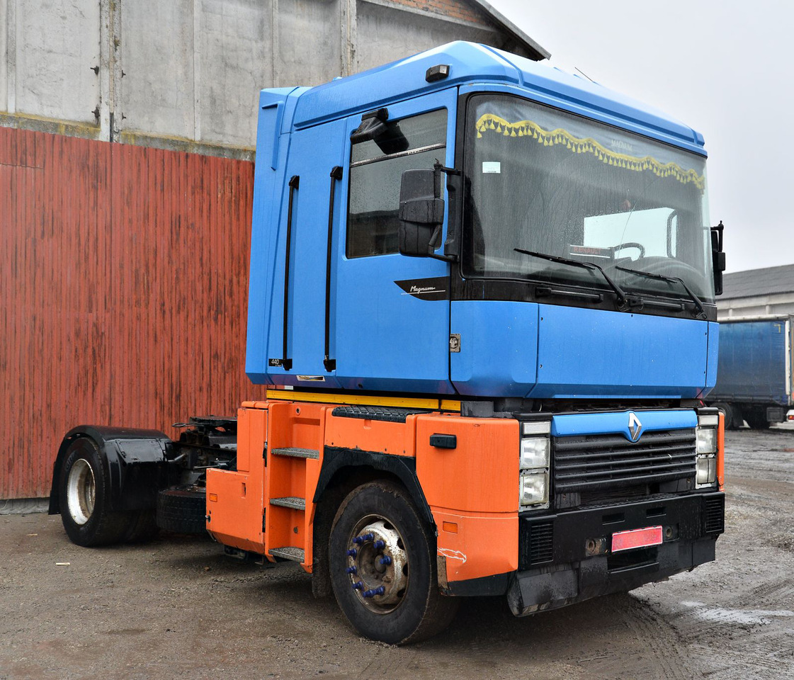 RENAULT Magnum 440 - Tractor head: gambar 1 RENAULT Magnum 440 - Tractor head: gambar 1