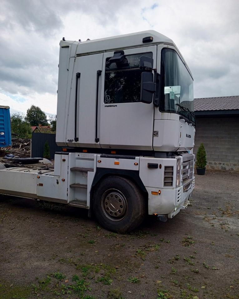 RENAULT Magnum 440 - Tractor head: gambar 1 RENAULT Magnum 440 - Tractor head: gambar 1