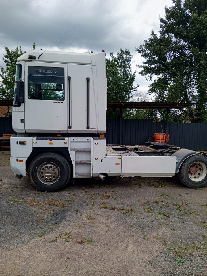 RENAULT Magnum 440 - Tractor head: gambar 4 RENAULT Magnum 440 - Tractor head: gambar 4