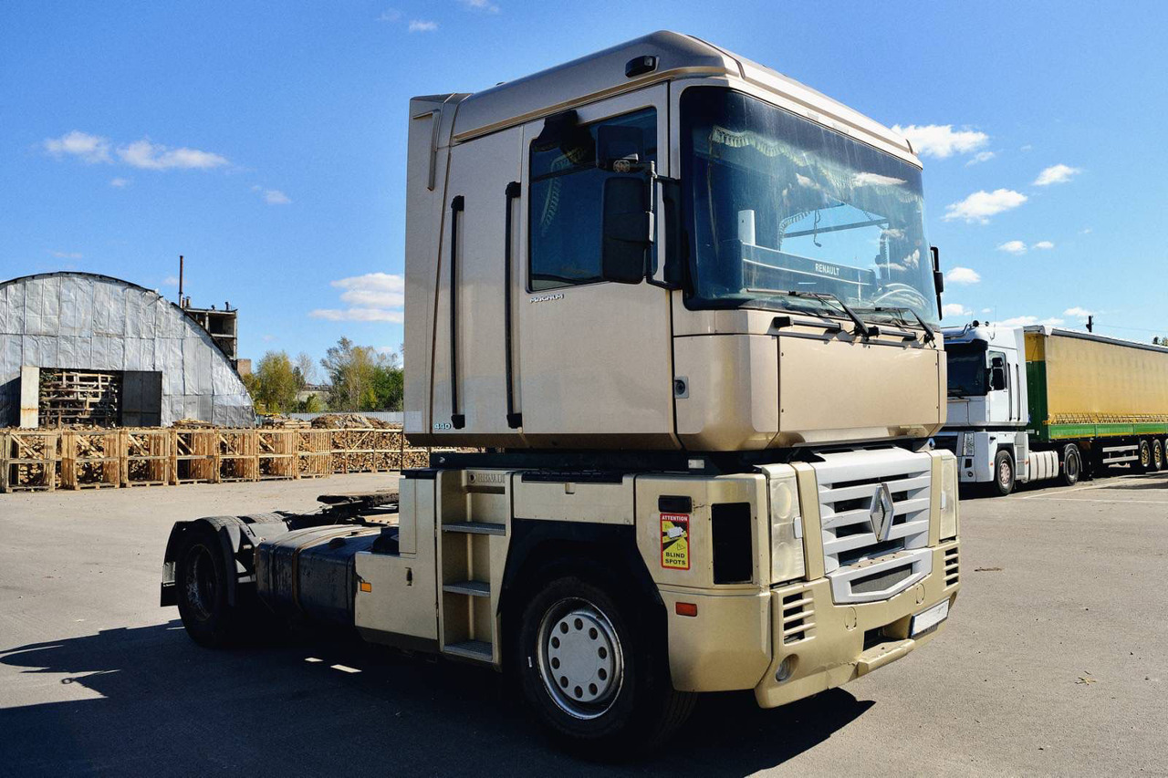 RENAULT Magnum 440 - Tractor head: gambar 1 RENAULT Magnum 440 - Tractor head: gambar 1