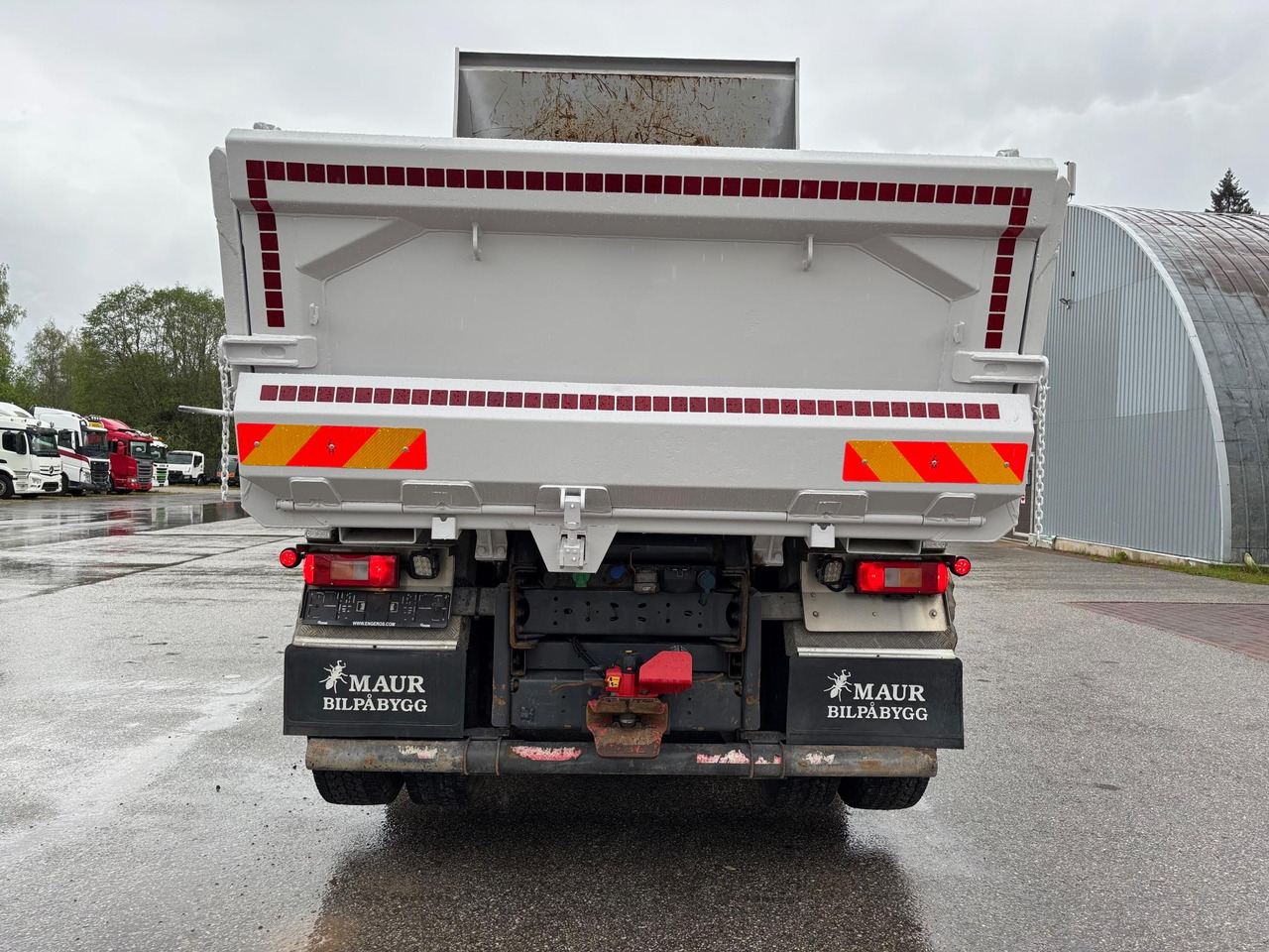 VOLVO FH540 - Truk jungkit: gambar 5 VOLVO FH540 - Truk jungkit: gambar 5