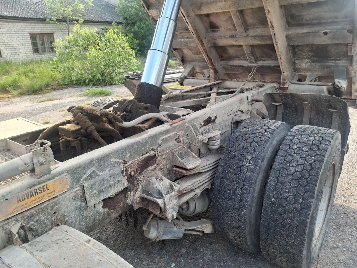 VOLVO FL10 - Truk jungkit, Truk derek: gambar 5 VOLVO FL10 - Truk jungkit, Truk derek: gambar 5