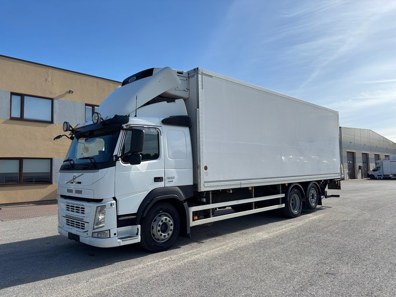VOLVO FM460 - Truk berpendingin: gambar 2 VOLVO FM460 - Truk berpendingin: gambar 2